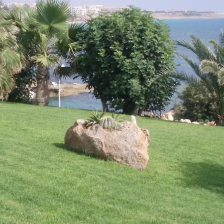 Seasalt Beach Villa *